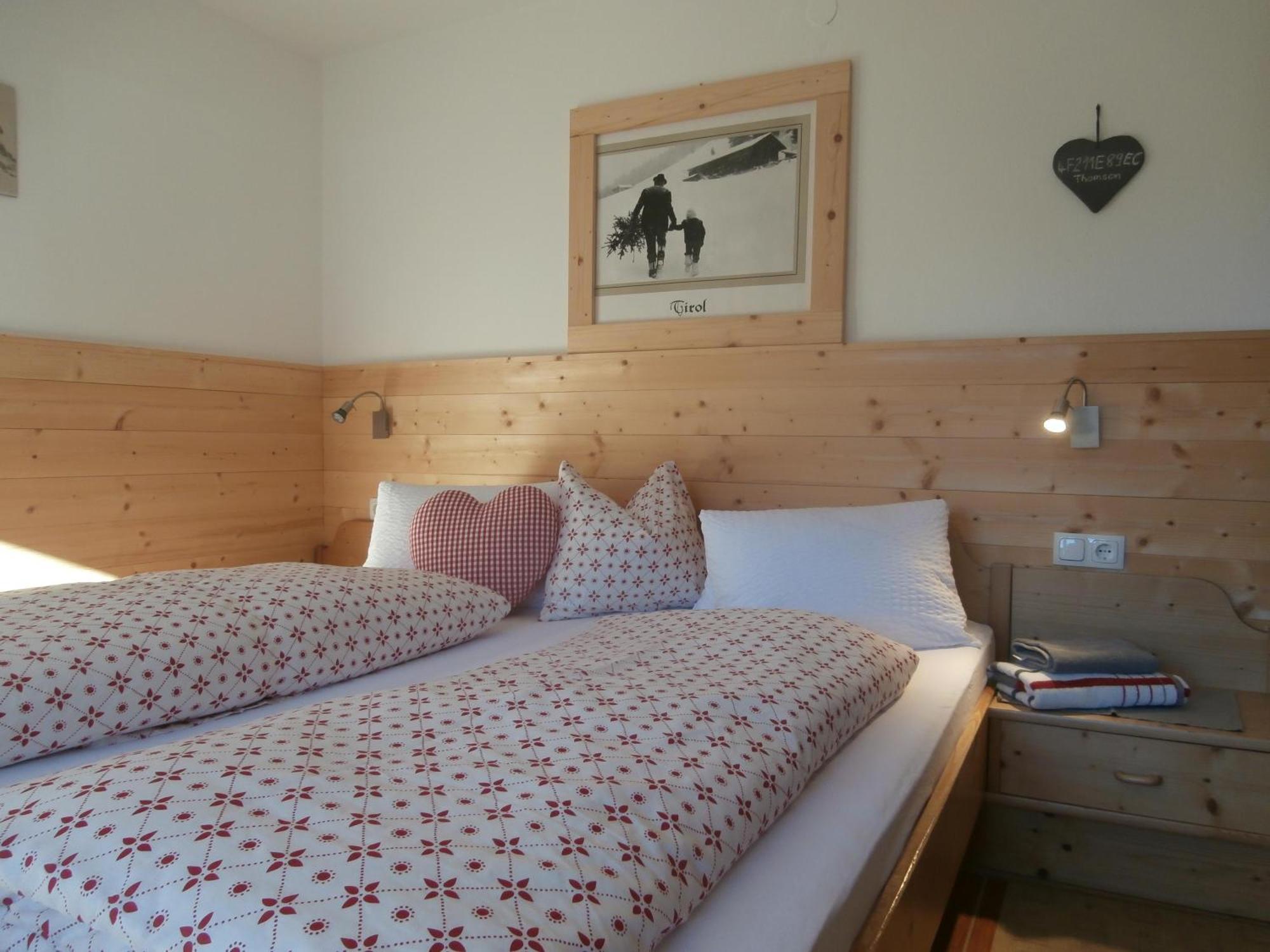 Haus Barbara Bed & Breakfast Soll Exterior photo